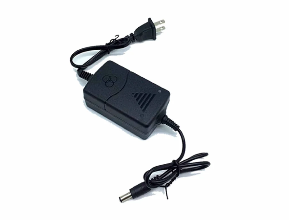 CARGADOR PARA CAMARA 12V/1A